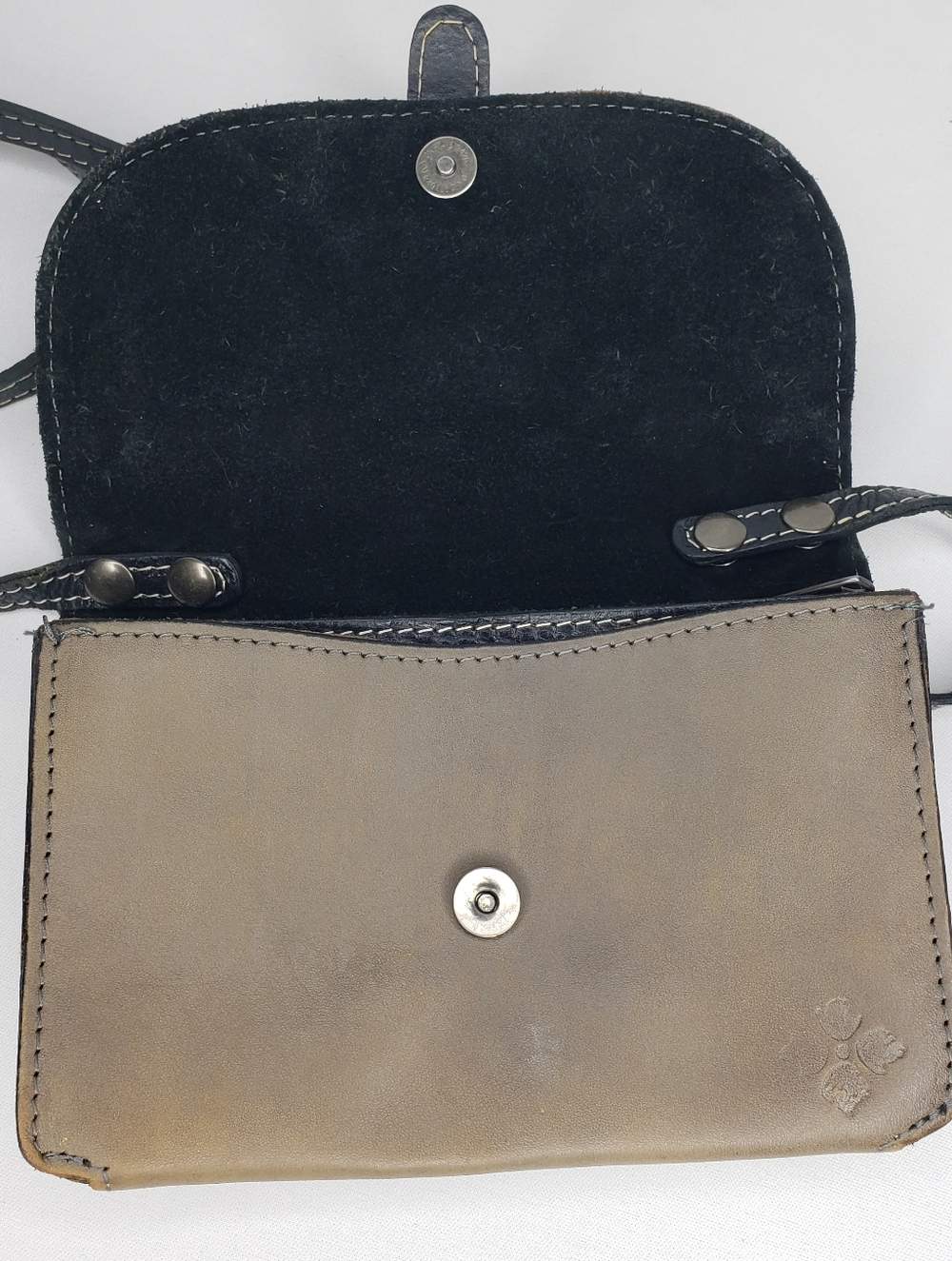 Patricia Nash Tooled Floral Crossbody in Taupe and Black Leather Bag - Picture 6 of 12